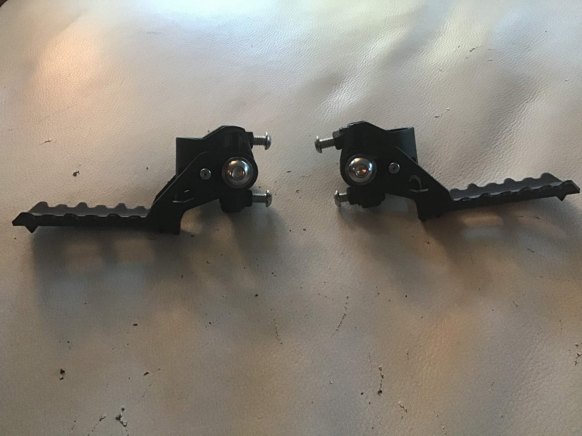 Highway pegs 1200 GS 20132018 Archives RidAventure.ca Lieu de